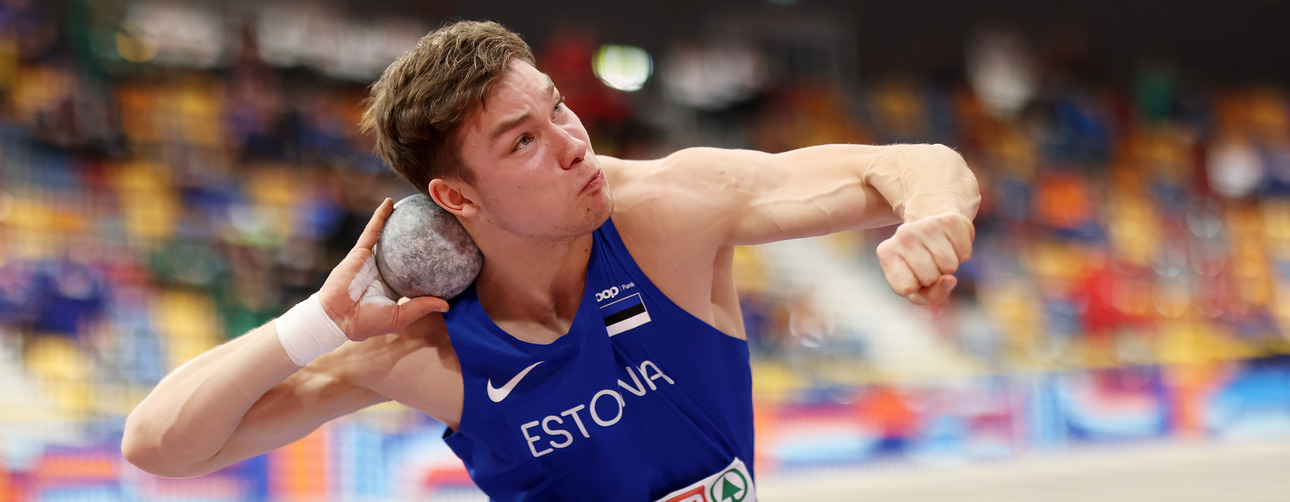 APELDOORN, NETHERLANDS - MARCH 07: Rasmus Roosleht of Estonia competes in the Men's Heptathlon Shot put during the European Athletics Indoor Championships at Omnisport Apeldoorn on March 07, 2025 in Apeldoorn, Netherlands.  (Photo by Maja Hitij/Getty Images for European Athletics)
